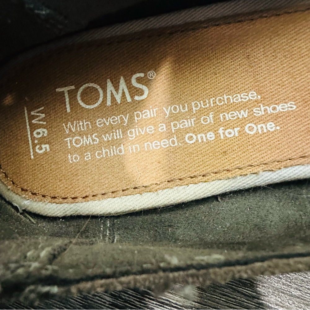 Toms Jutti Suede Toe Flats Olive Brown Size 6.5 - Picture 8 of 8